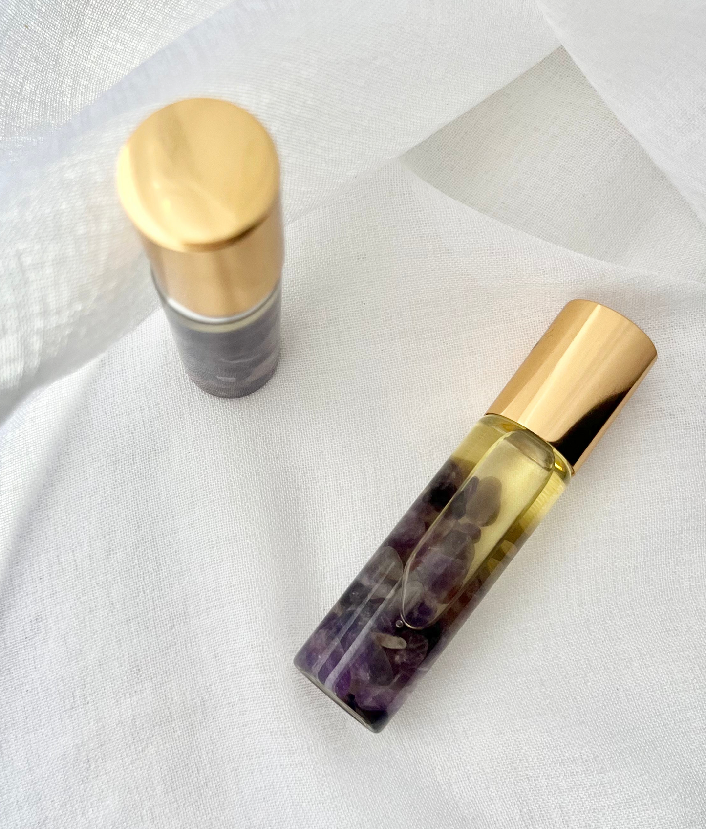 RELAX | Essential oil blend infused with Amethyst crystals