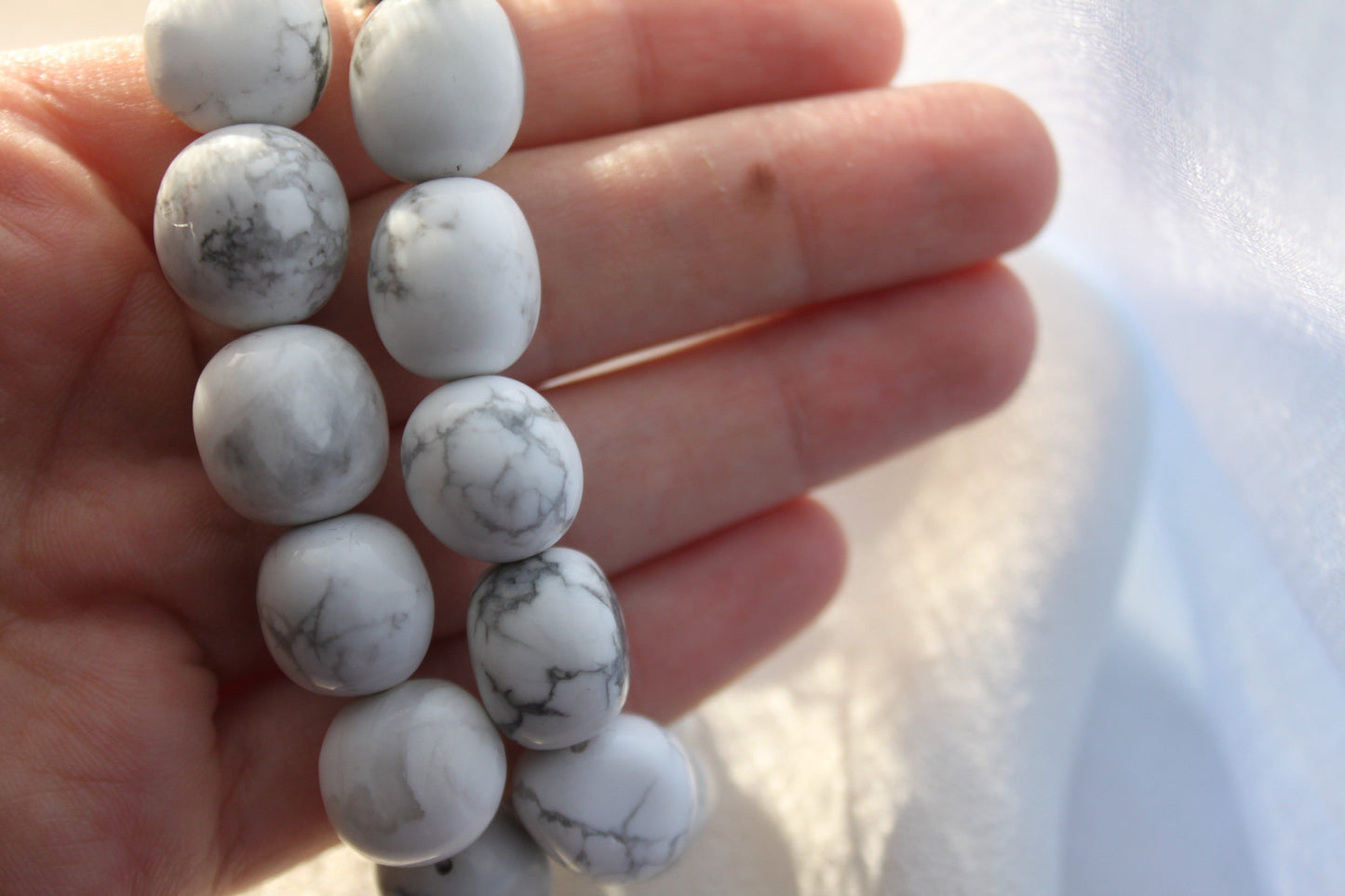 Howlite Bracelet - Large Tumbled Stone